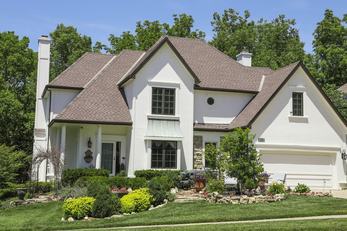 kansas-city-MO-lawn-fertilization-and-weed-control